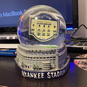 Vintage Old Yankee Stadium Snowglobe
